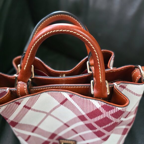 Dooney & Bourke Plaid Mini Barlow Bag Like New - Picture 8 of 10